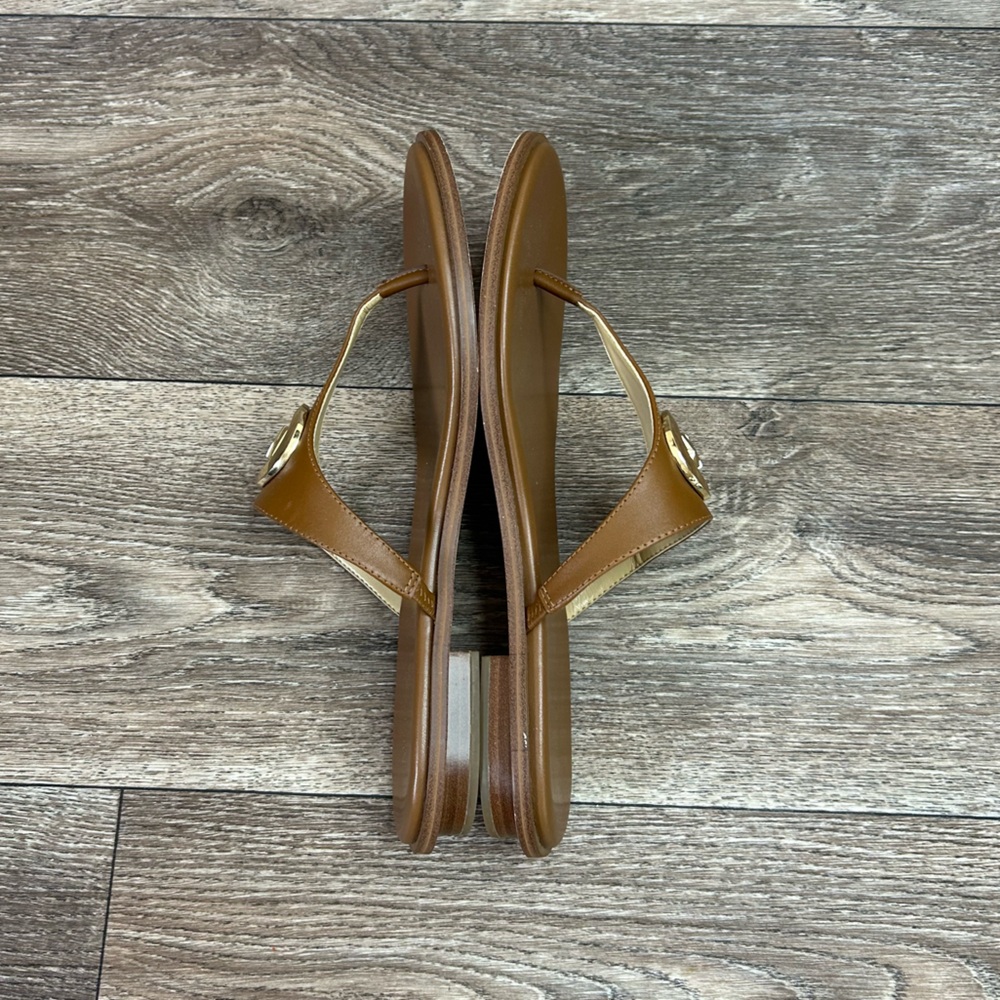Michael Kors Womens 8 Congac Leather Gold MK Madellion Slip On Thong Sandals - Picture 7 of 11